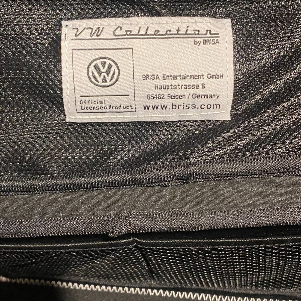 Licensed VW Hippie Bus Lunch Bag & Graphic Tee Set (Size Medium) - Picture 14 of 16